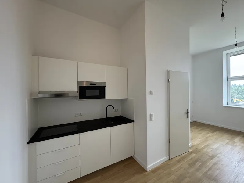 Erstbezug nach Sanierung: ansprechende 1-Zimmer-Wohnung mit EBK in Berlin — photo 1